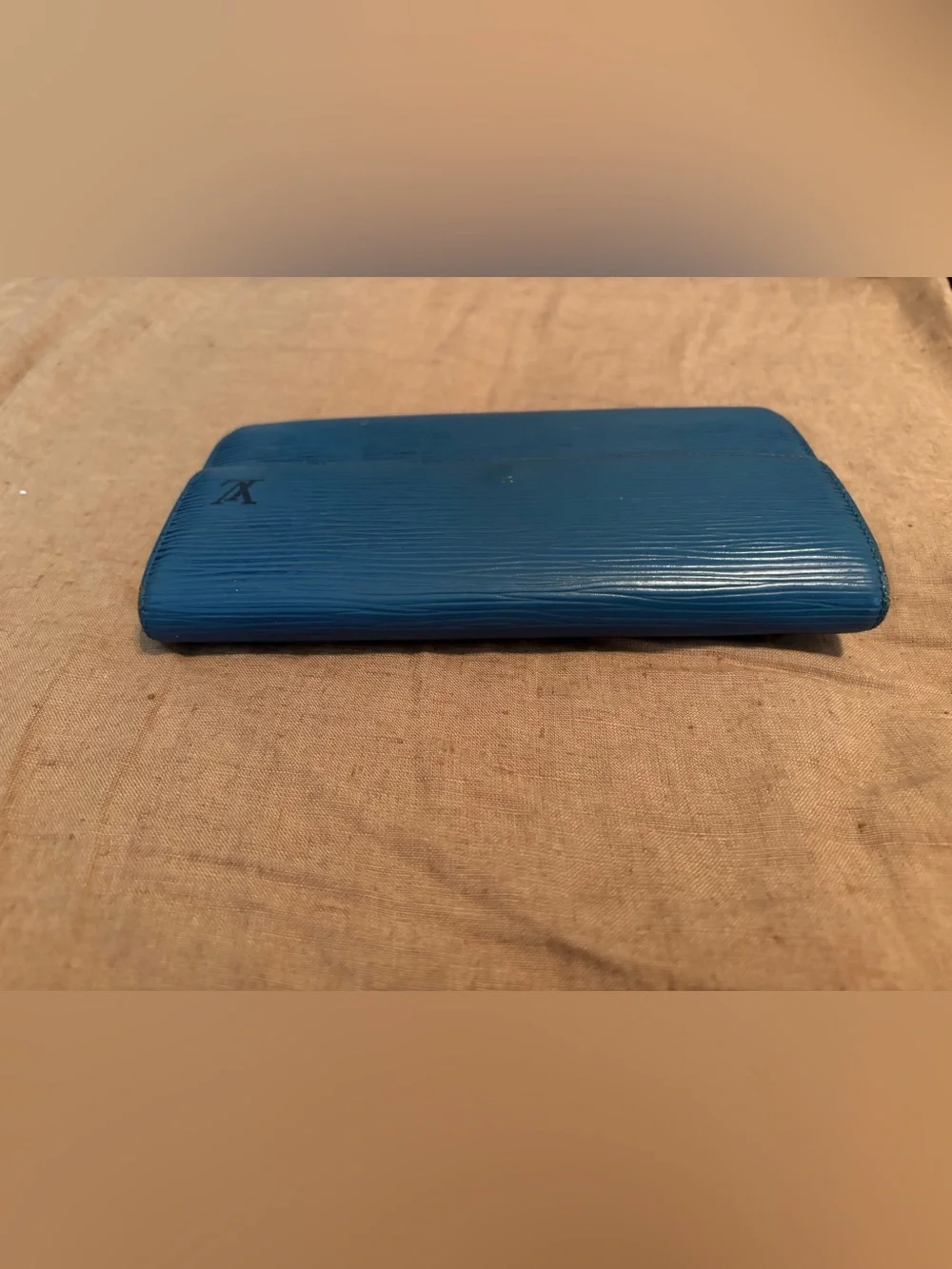 Vintage Louis Vuitton Sarah Wallet – Toledo Blue Epi Leather Long Wallet